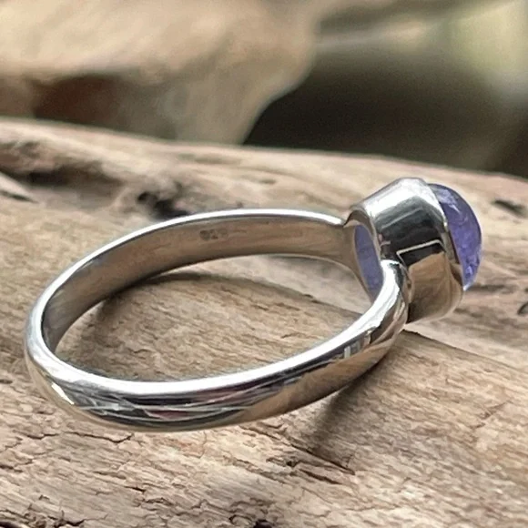Natural Tanzanite Cabochon Sterling Silver Ring | sz 10 - Picture 5 of 8